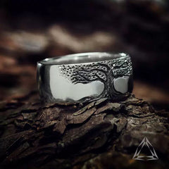 Retro Tree of Life Carved Ring