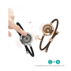 Totwoo Smart Couples Bracelet — Light & Vibration Alert